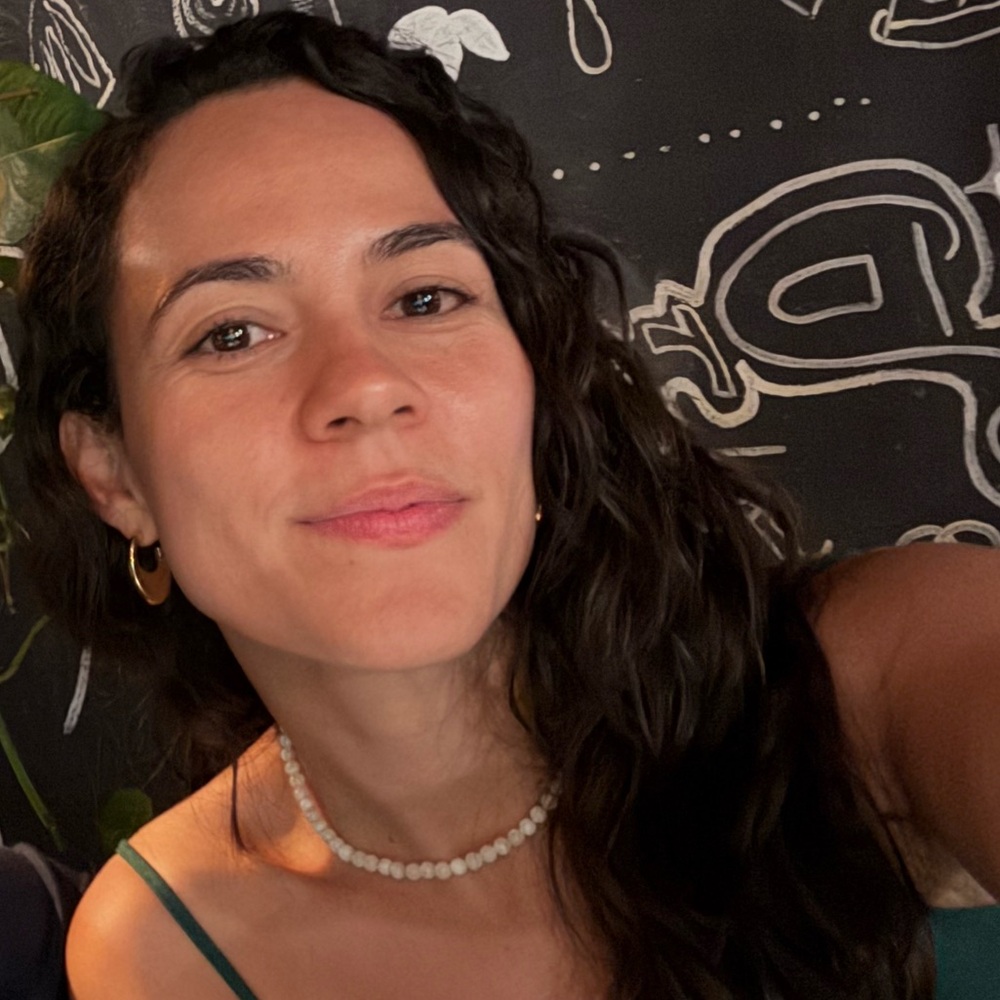 Meet your Posher, Ana